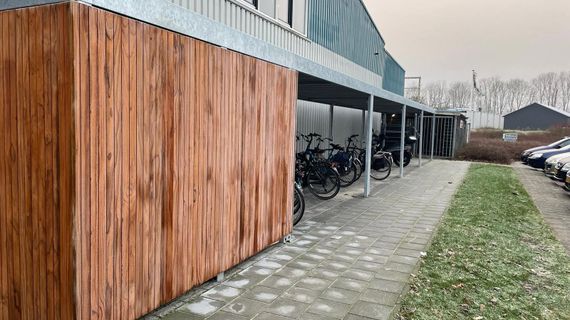 klaver-cubic-wooden-open-bike-shelter.jpg
