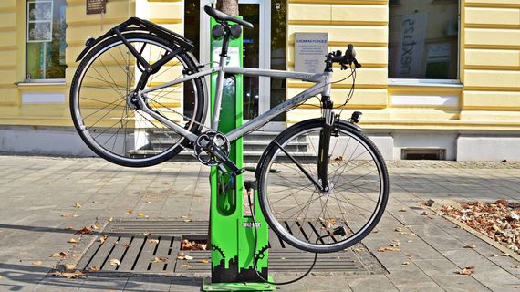 Public bike tool station online