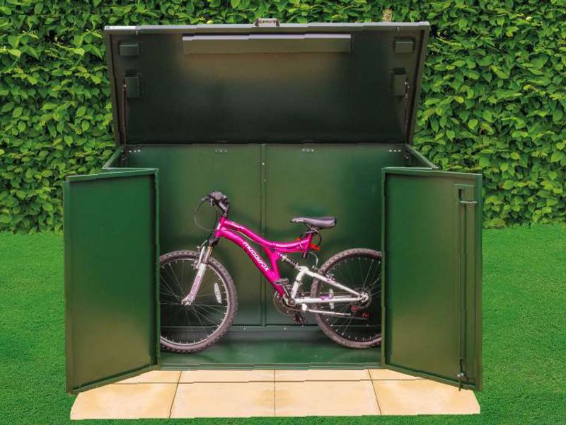 Metal bike store 4 bikes on sale
